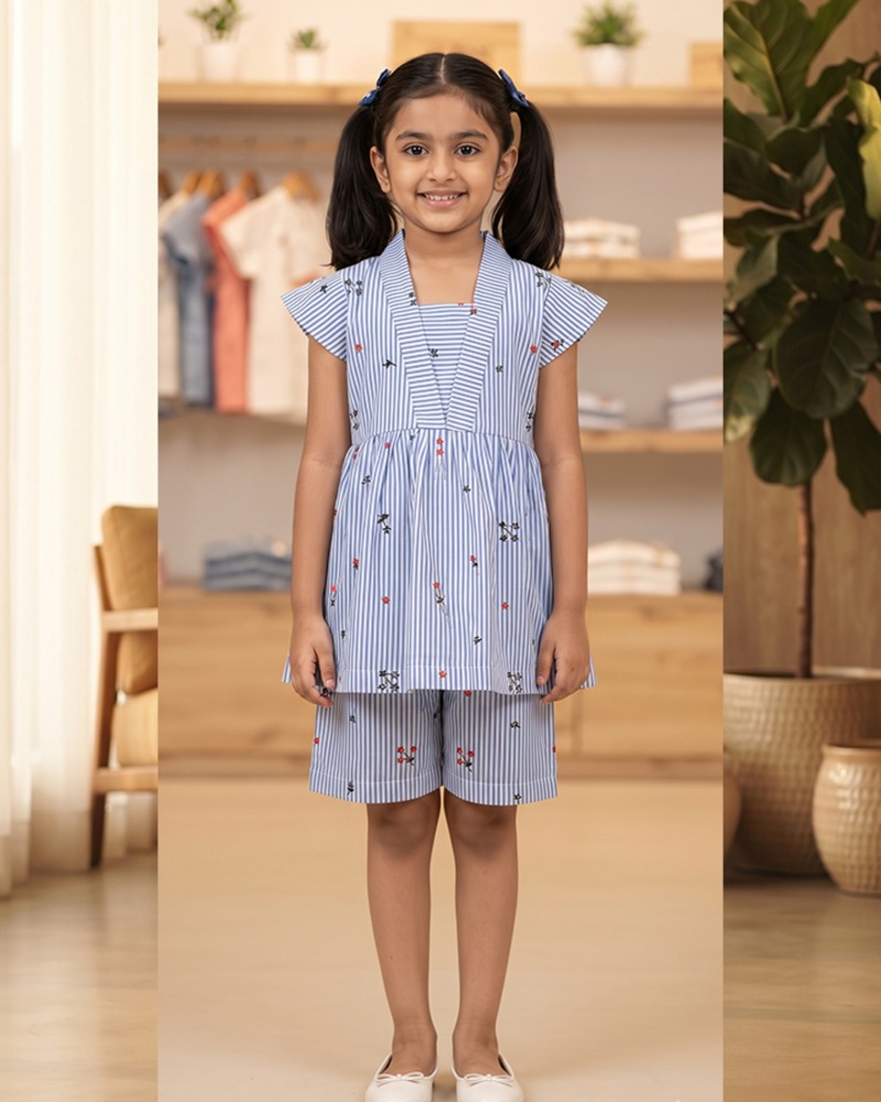 30 size, 7-8 year old